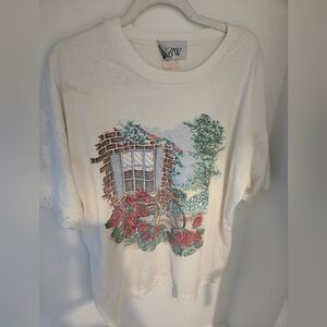 2 FOR $20 ITEM- Vintage Floral Graphic T-Shirt
